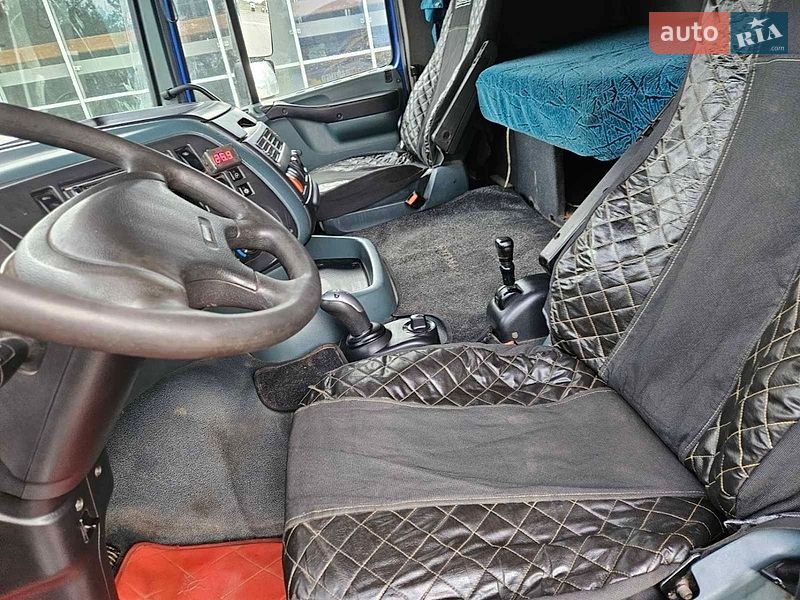 Тягач DAF XF 2004 в Львове