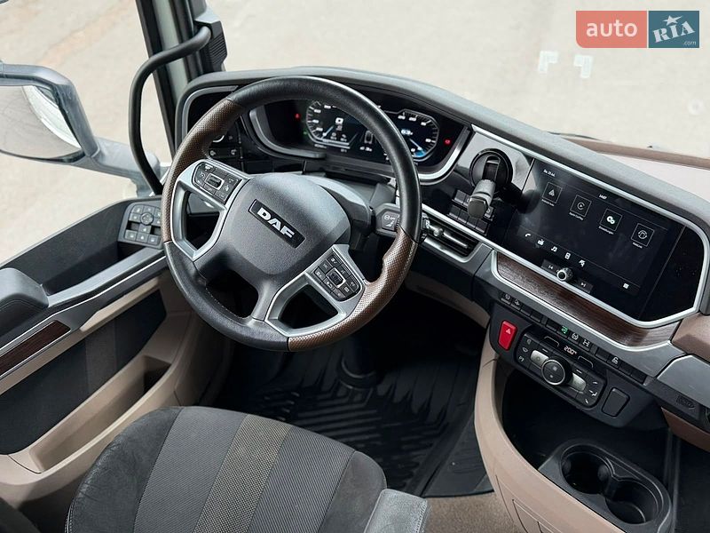 Контейнеровоз DAF XG Plus 2023 в Дніпрі