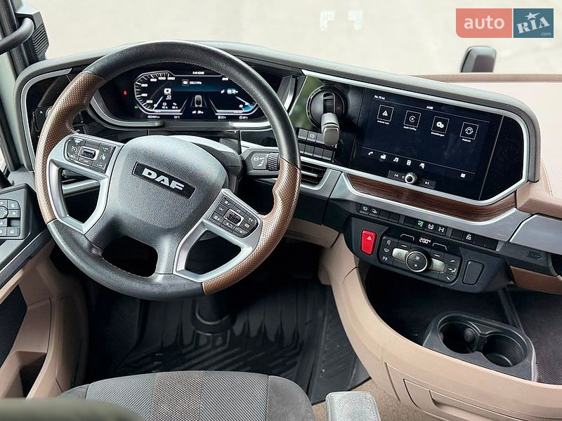 Контейнеровоз DAF XG Plus 2023 в Дніпрі