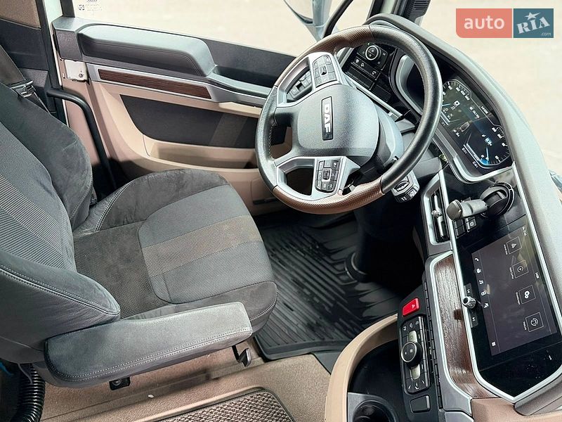 Контейнеровоз DAF XG Plus 2023 в Дніпрі