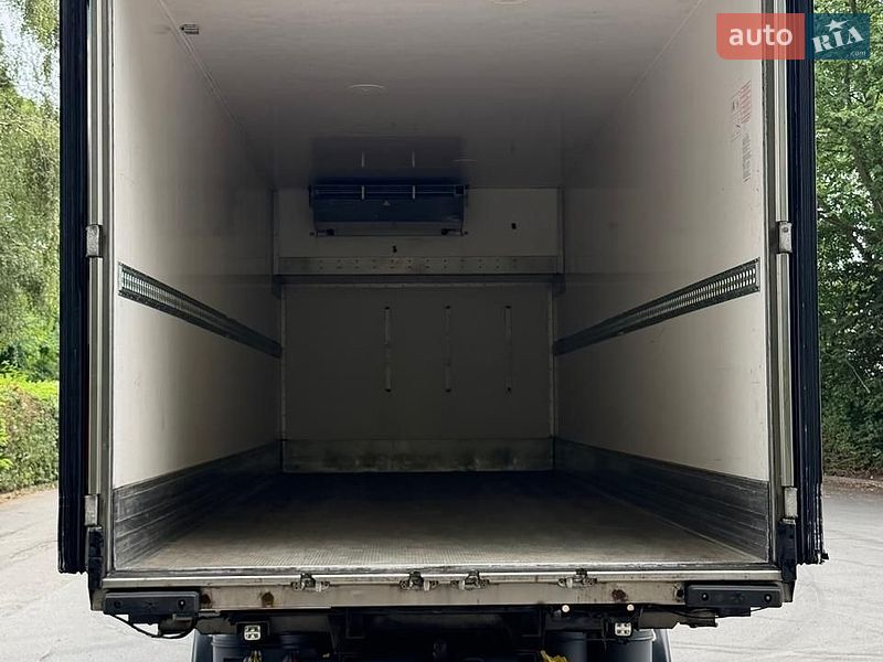 Контейнеровоз DAF XG Plus 2023 в Дніпрі
