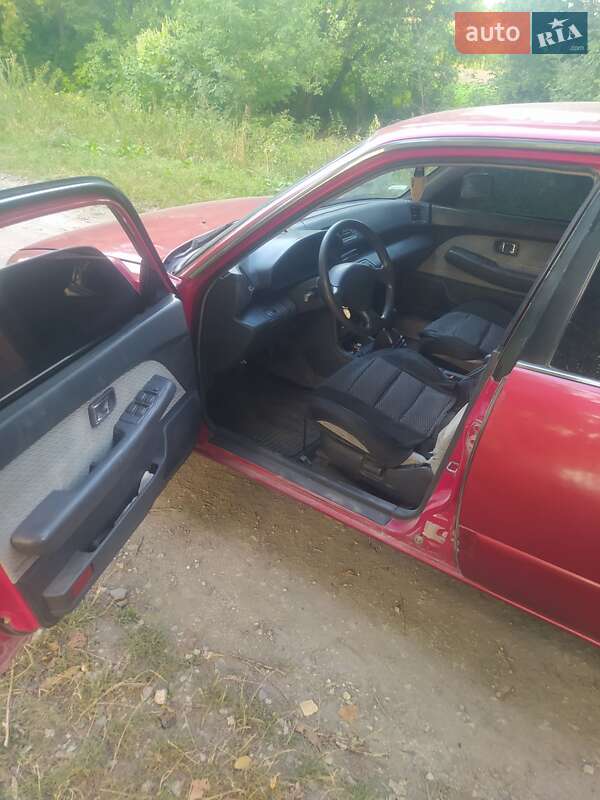 Седан Daihatsu Applause 1996 в Каменец-Подольском фото 5 Седан Daihatsu Applause 1996 в Каменец-Подольском