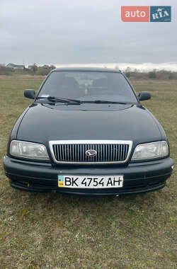 Лифтбек Daihatsu Applause 1999 в 