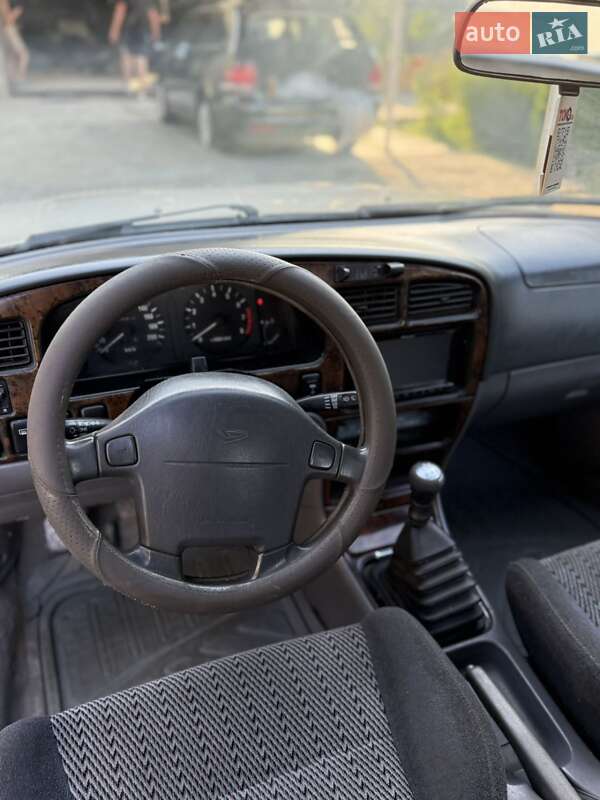 Лифтбек Daihatsu Applause 1999 в Днепре