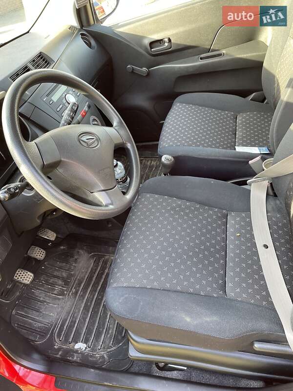 Хетчбек Daihatsu Cuore 2010 в Ужгороді