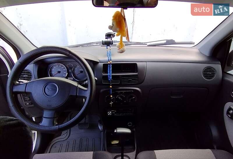 Хэтчбек Daihatsu Cuore 2006 в Первомайске