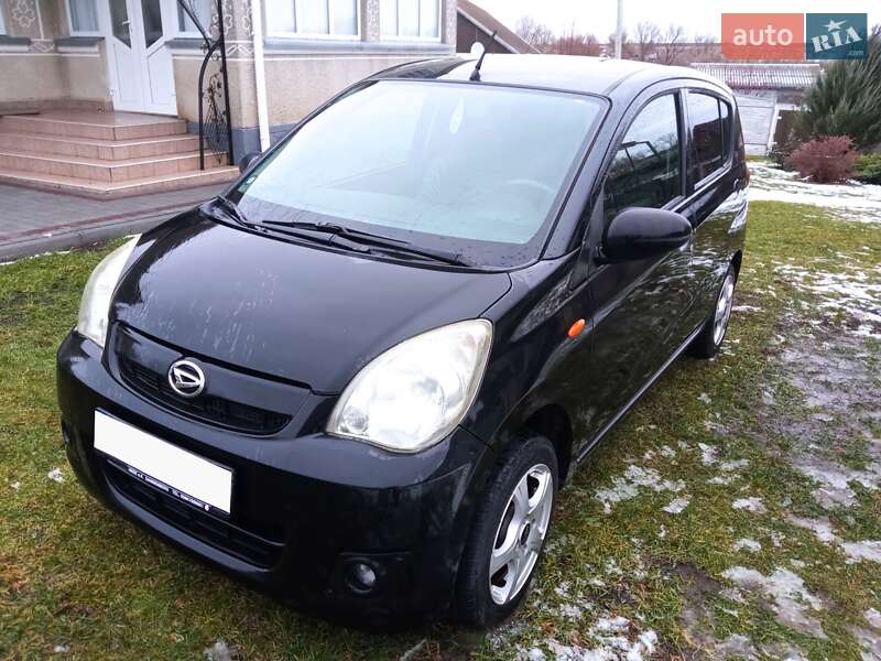 Хетчбек Daihatsu Cuore 2009 в Ярмолинцях