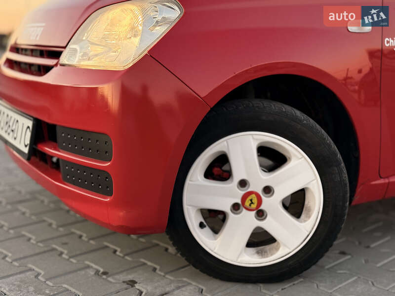 Купе Daihatsu Cuore 2006 в Львові