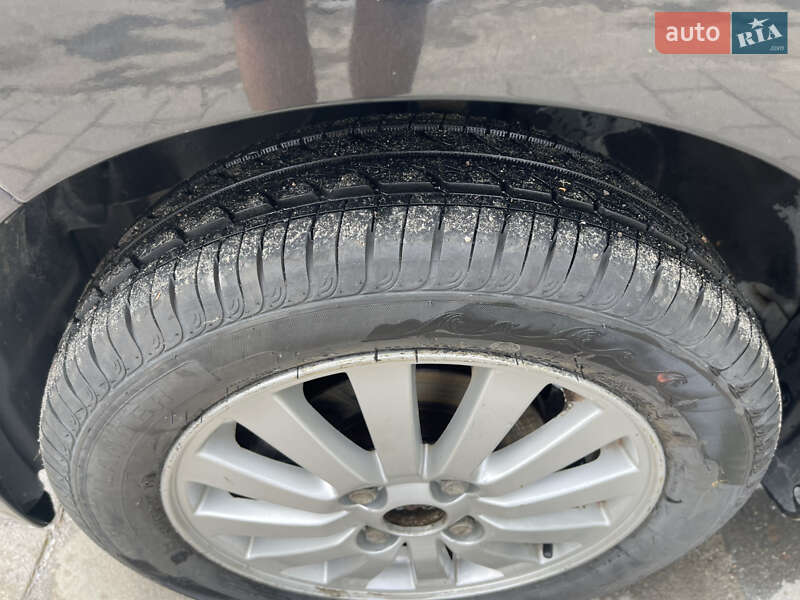 Хэтчбек Daihatsu Cuore 2007 в Львове