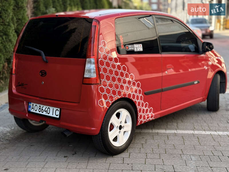 Купе Daihatsu Cuore 2006 в Львове