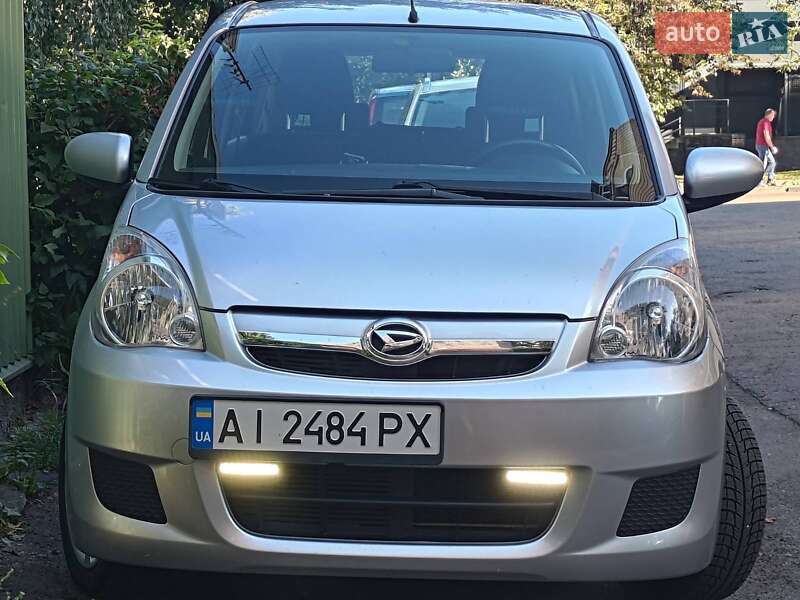Хэтчбек Daihatsu Cuore 2010 в 