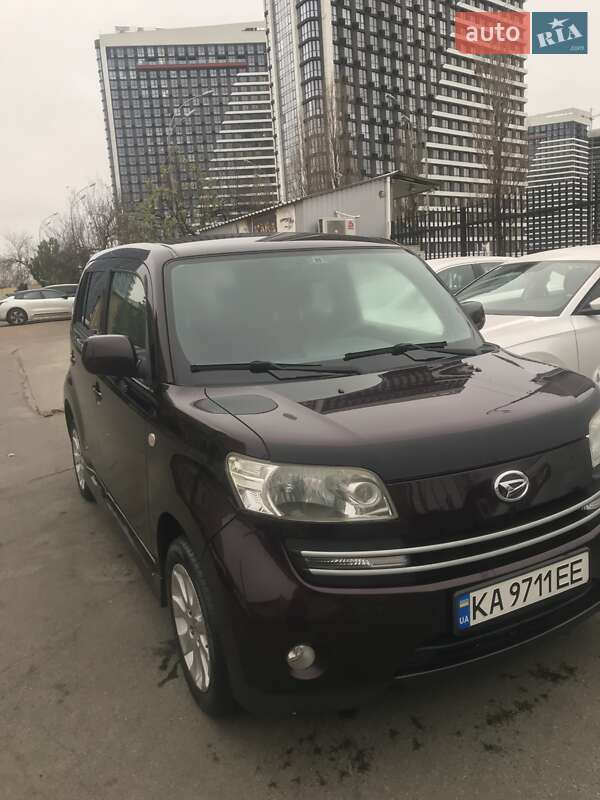 Хэтчбек Daihatsu Materia 2007 в Киеве