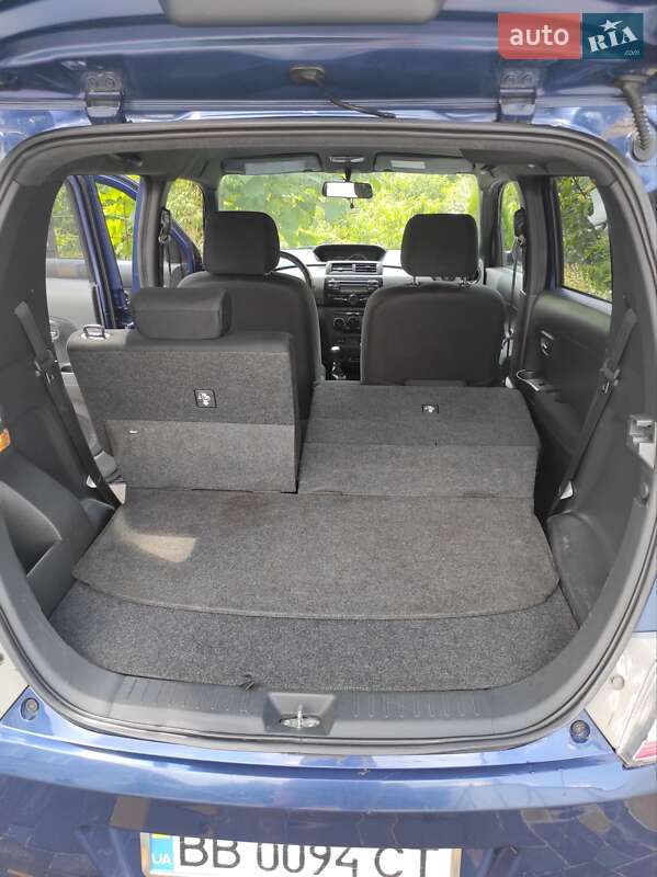 Хэтчбек Daihatsu Materia 2007 в Кременчуге