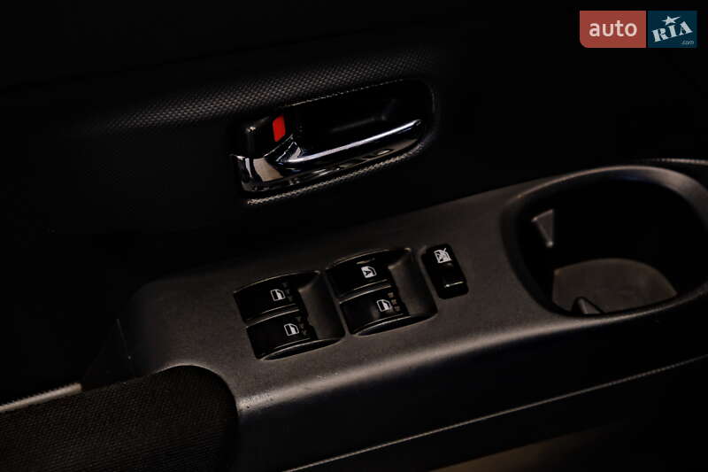 Хэтчбек Daihatsu Materia 2008 в Одессе