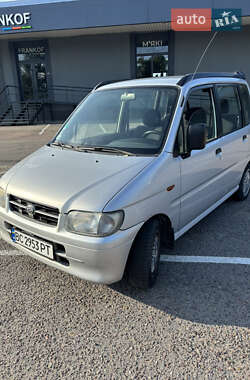 Микровэн Daihatsu Move 2000 в Львове