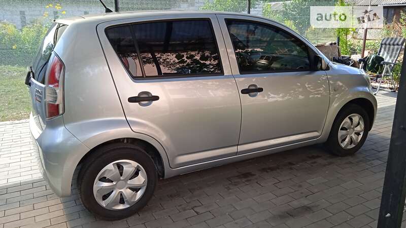 Хетчбек Daihatsu Sirion 2008 в Василькові