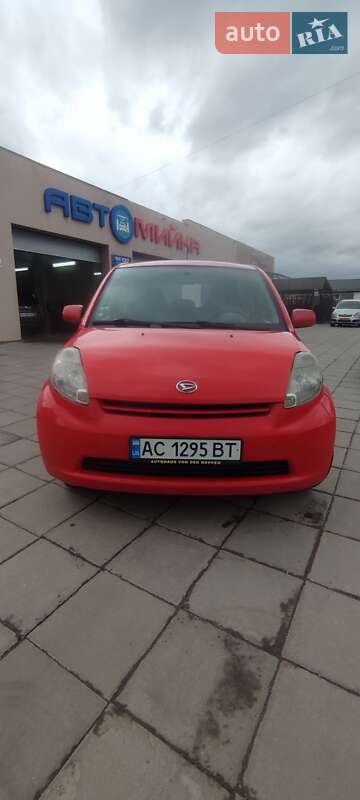 Хетчбек Daihatsu Sirion 2005 в Луцьку