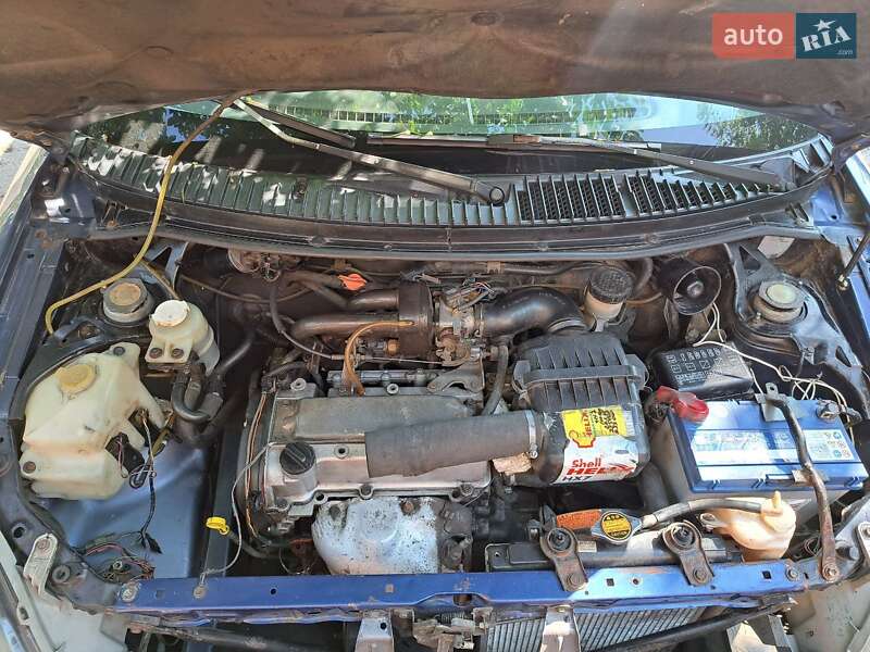 Хэтчбек Daihatsu Sirion 1999 в Николаеве