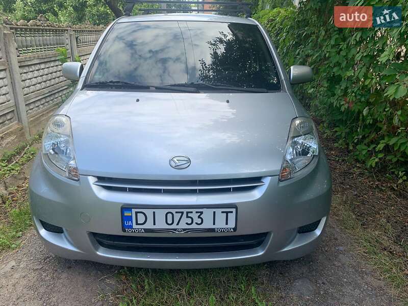 Хэтчбек Daihatsu Sirion 2009 в Виннице