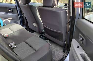 Хэтчбек Daihatsu Sirion 2008 в 
