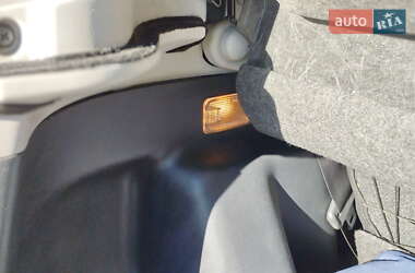 Хэтчбек Daihatsu Sirion 2007 в 