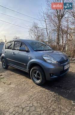 Хэтчбек Daihatsu Sirion 2007 в Львове