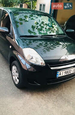 Хэтчбек Daihatsu Sirion 2007 в Макарове