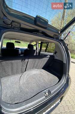 Хэтчбек Daihatsu Sirion 2008 в 