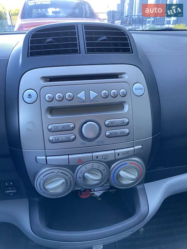 Хэтчбек Daihatsu Sirion 2008 в Одессе
