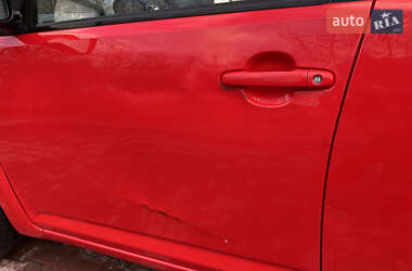 Хэтчбек Daihatsu Sirion 2008 в 