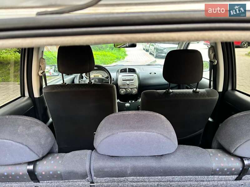 Хетчбек Daihatsu Sirion 2008 в Львові