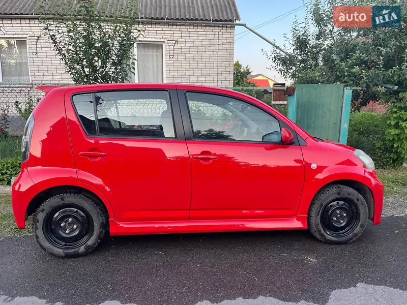 Daihatsu Sirion 2006