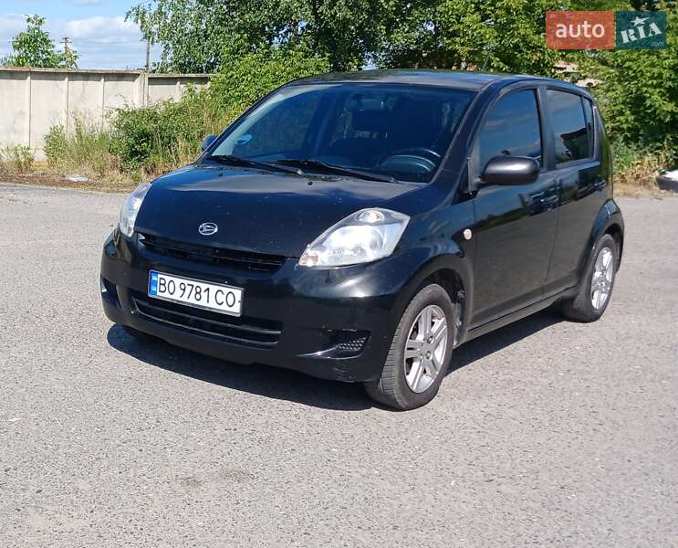 Хетчбек Daihatsu Sirion 2009 в Тернополі