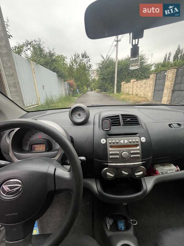 Хетчбек Daihatsu Sirion 2007 в Рівному