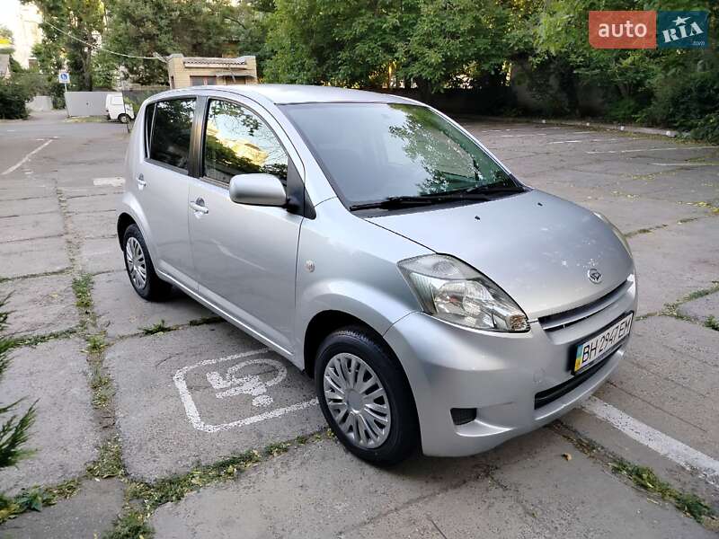 Хэтчбек Daihatsu Sirion 2008 в Одессе