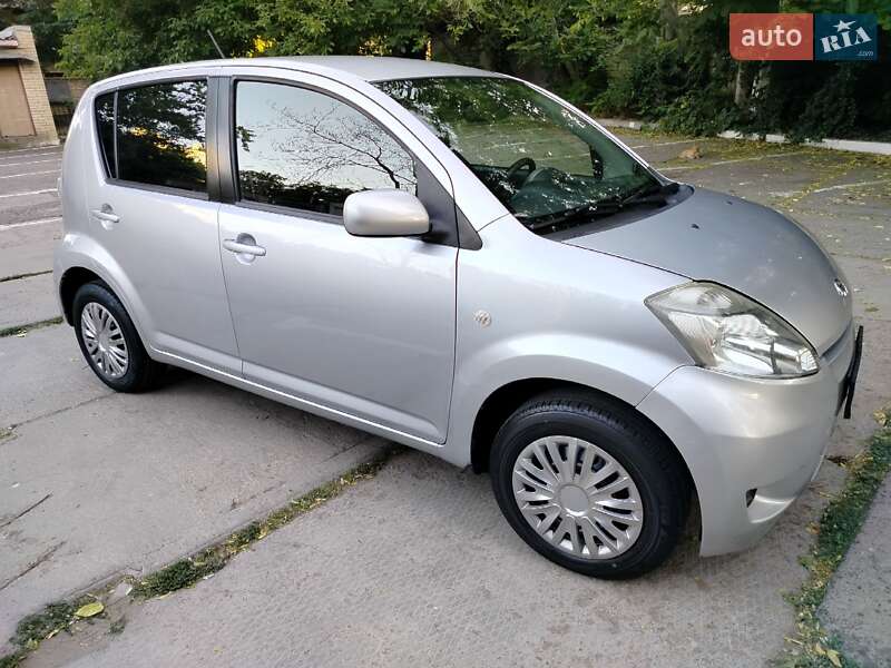 Хэтчбек Daihatsu Sirion 2008 в Одессе