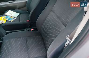 Хэтчбек Daihatsu Sirion 2008 в 