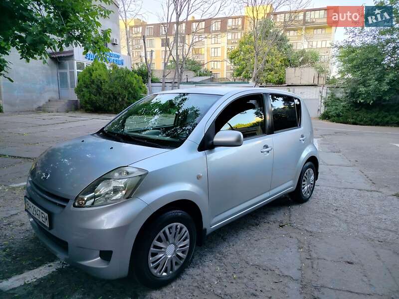 Хэтчбек Daihatsu Sirion 2008 в Одессе