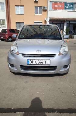 Хетчбек Daihatsu Sirion 2009 в 