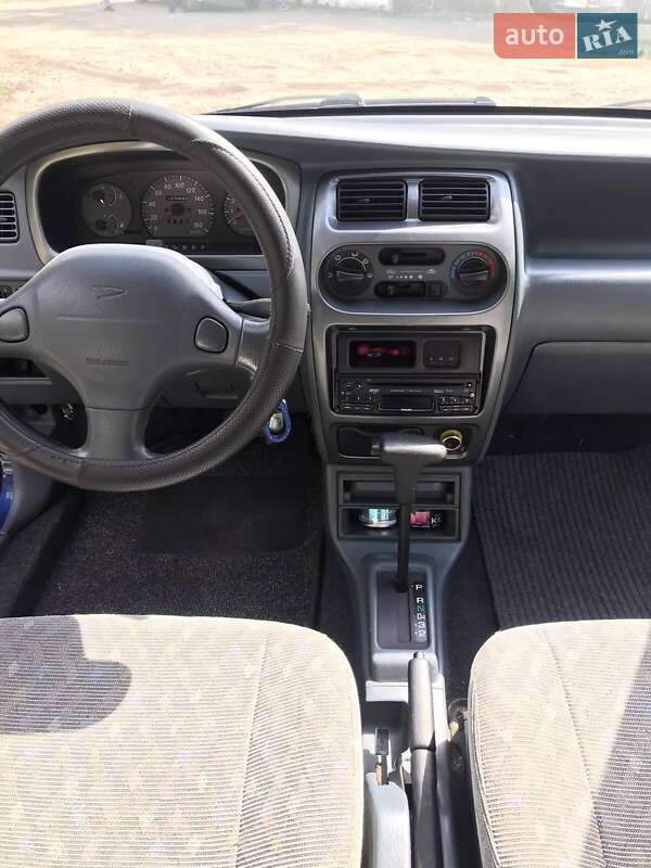Хэтчбек Daihatsu Sirion 2001 в Кропивницком фото 5 Хэтчбек Daihatsu Sirion 2001 в Кропивницком