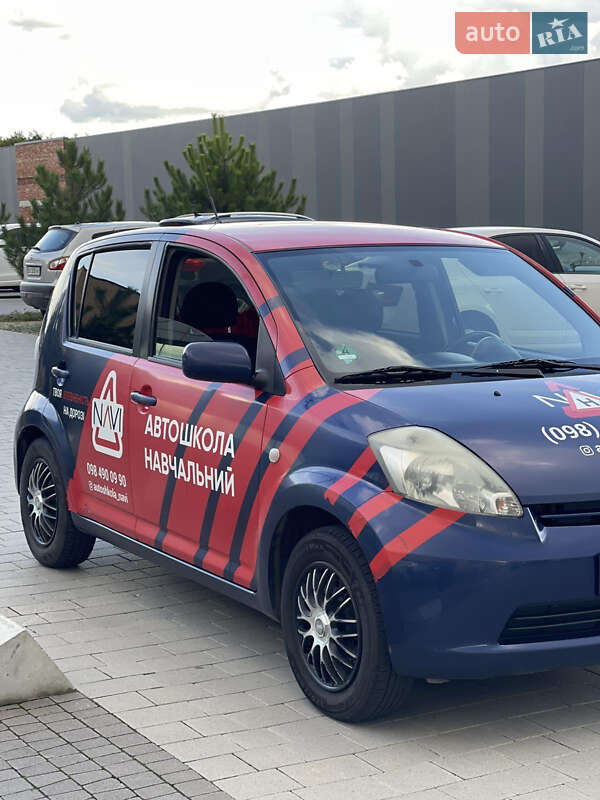 Хэтчбек Daihatsu Sirion 2005 в Хмельницком