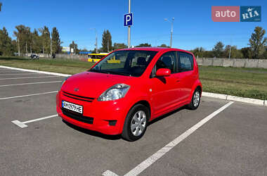 Хэтчбек Daihatsu Sirion 2008 в Киеве