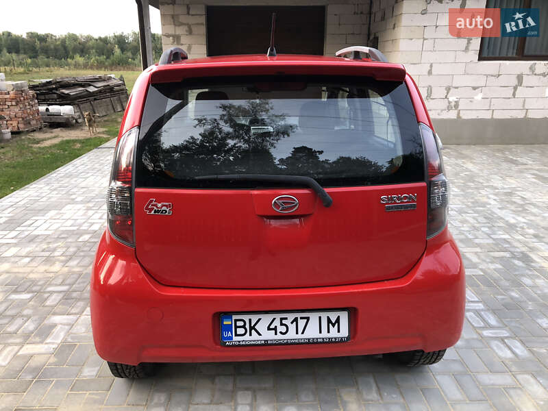 Хэтчбек Daihatsu Sirion 2010 в Ровно