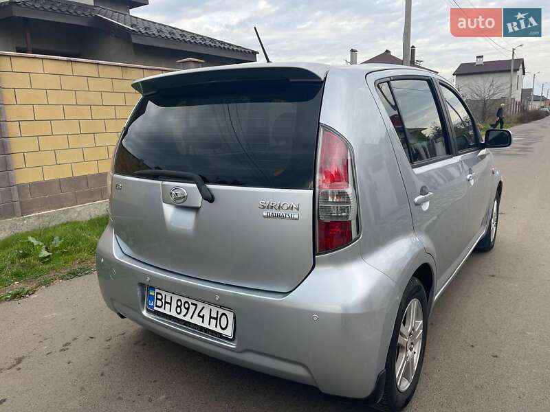 Хэтчбек Daihatsu Sirion 2006 в Одессе