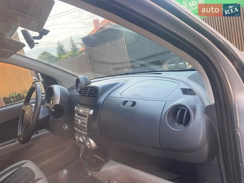 Daihatsu Sirion 2006