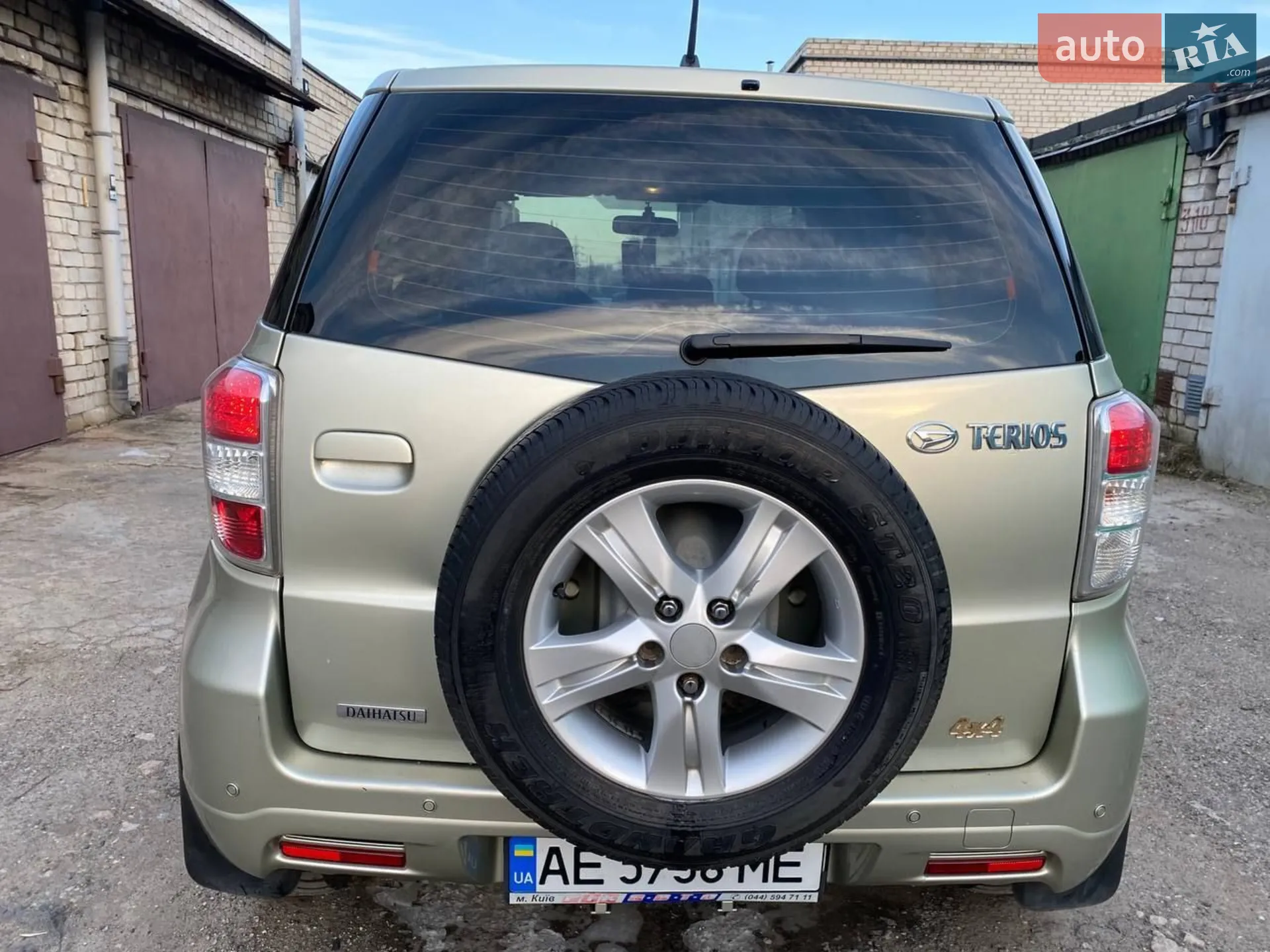 2010 Daihatsu Terios - мініатюра 6