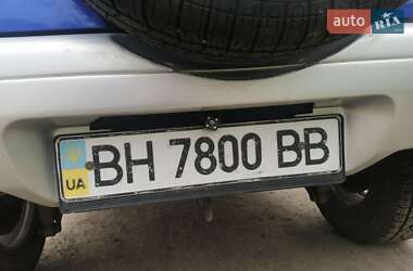 Внедорожник / Кроссовер Daihatsu Terios 2000 в 