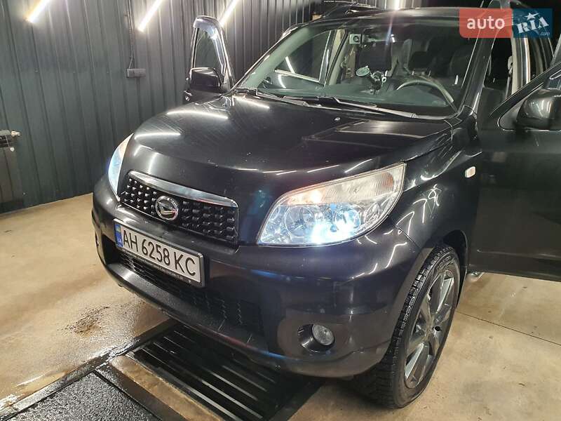 Внедорожник / Кроссовер Daihatsu Terios 2011 в Киеве