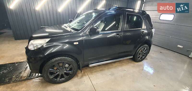 Внедорожник / Кроссовер Daihatsu Terios 2011 в Киеве