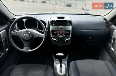 Внедорожник / Кроссовер Daihatsu Terios 2008 в 